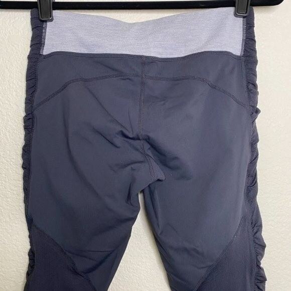 Lululemon athletica Deep Coal Run: In the Sun Crop 19" Size 6 - Picture 5 of 9